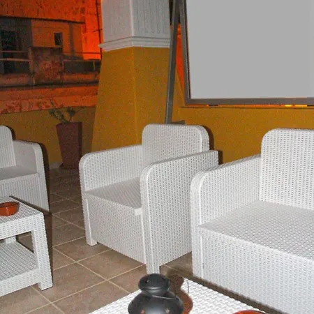 Rocha Prestige - And Pensionat Portimão
