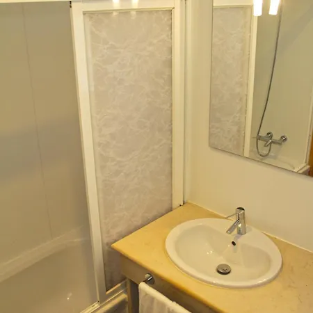 Rocha Prestige - And