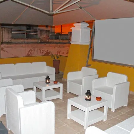 Rocha Prestige - And Guest house