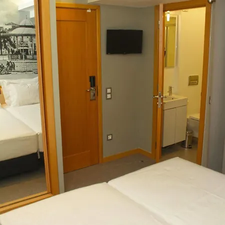Guest house Rocha Prestige - And 4*